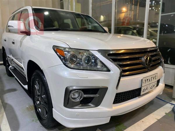 Lexus for sale in Iraq